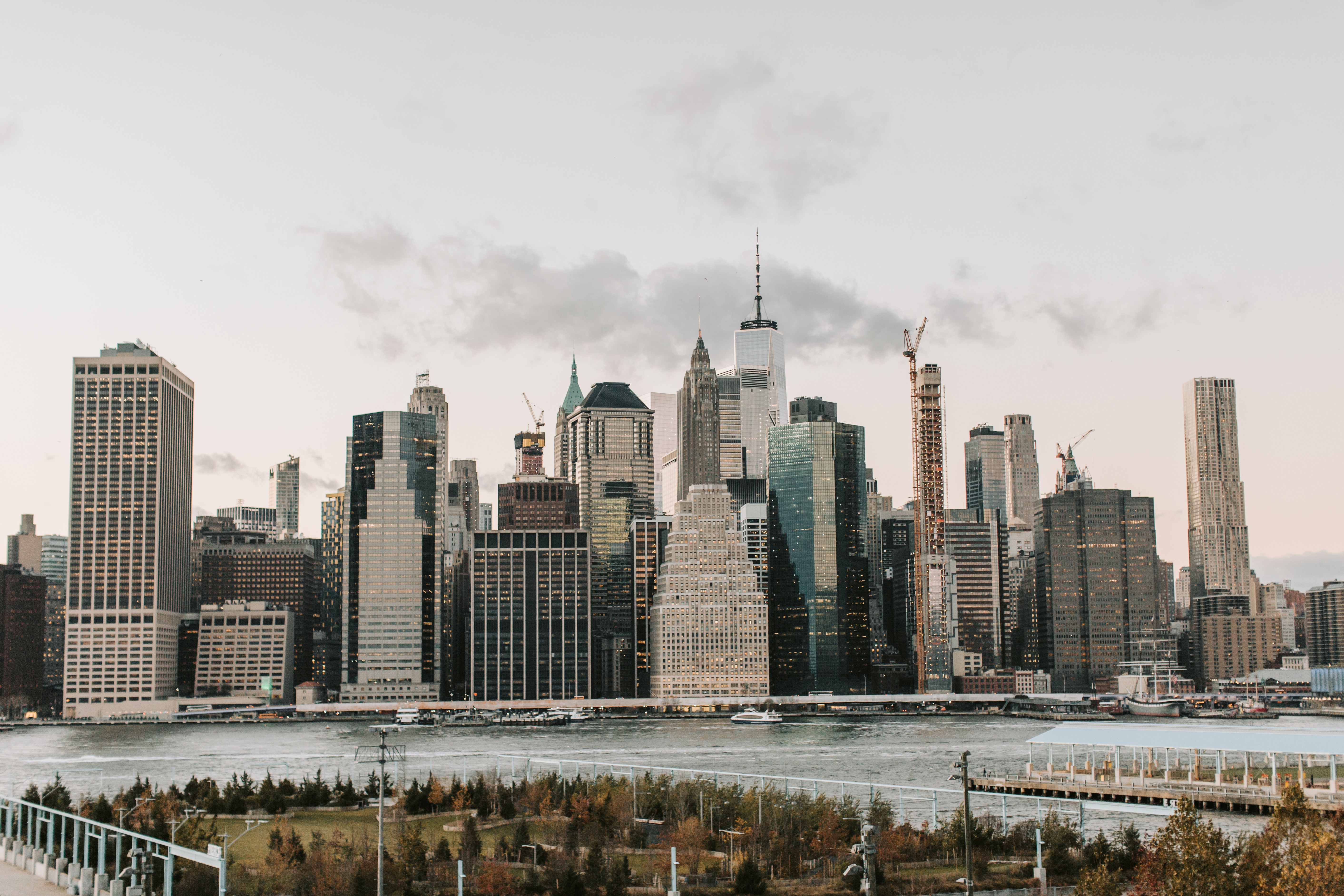 Programa de tope e inversión para alcanzar objetivos de neutralidad de carbono en Nueva York